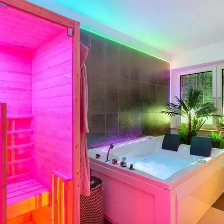 Prázdninový dům Vintage Mit Jacuzzi Und Sauna *